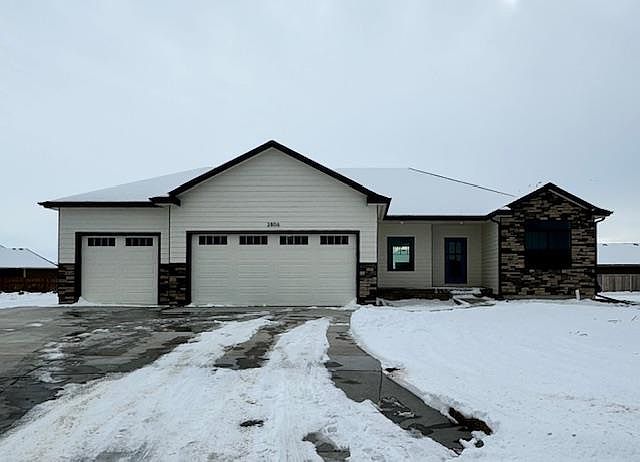 1st image of 2806 Wet Stone Dr