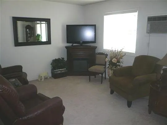 236 Margaret Ave — Photo 13