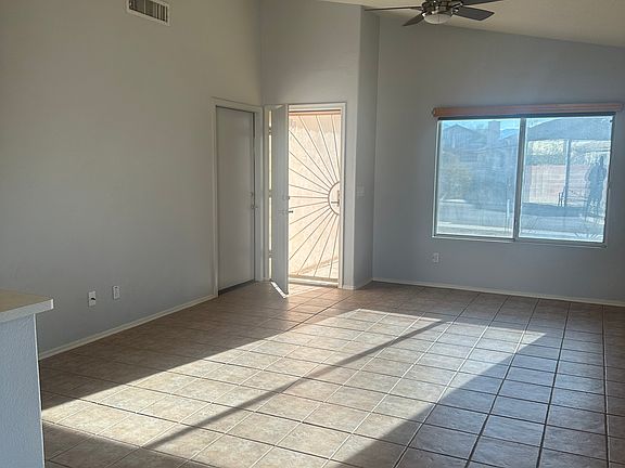 4th image of 12697 N Wild Indigo Dr
