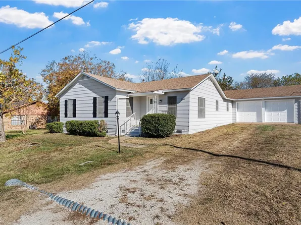 104 Church St, Riesel, TX 76682