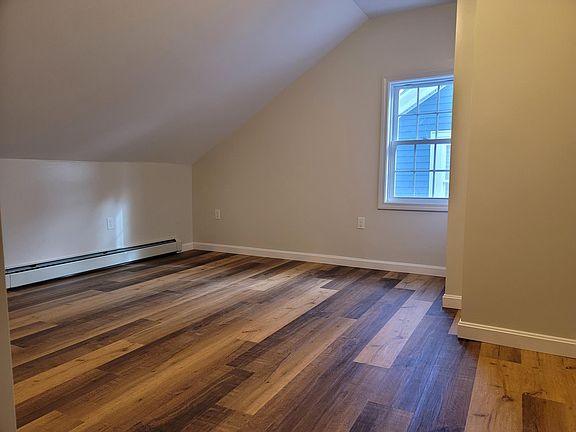2nd image of 198 Manton Ave