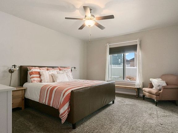 4th image of 1457 S Allison Way
