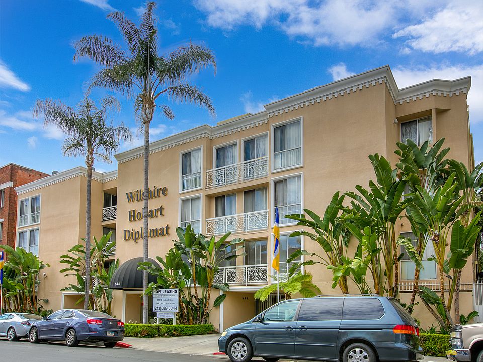 1st image of 535 S Hobart Blvd #306