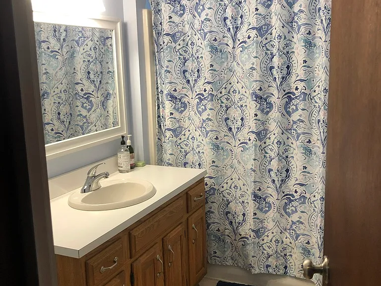 First-floor full bathroom