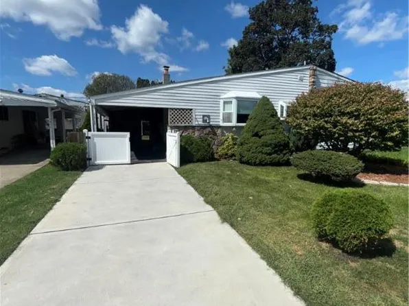 1515 Livingston St, Bethlehem, PA 18017