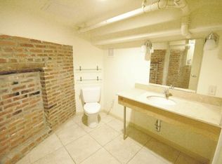 2001 S 9th St APT I, Saint Louis, MO 63104