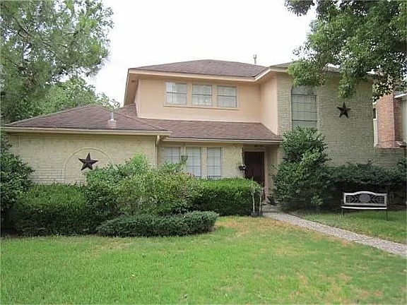 2nd image of 503 Lorie Ln