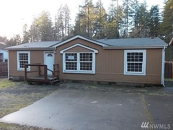 3rd image of 111 E Clonakilty Dr