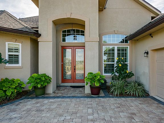 4th image of 3054 Starratt Creek Dr S