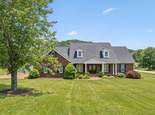 3912 Amanda Beth Ct, Columbia, TN 38401