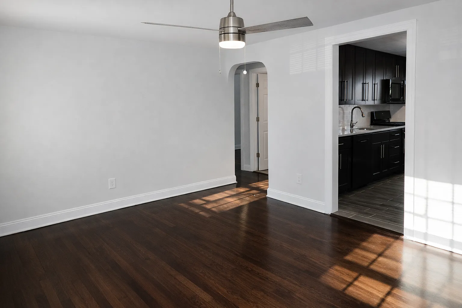 Shore Garden Apartments — Photo 2