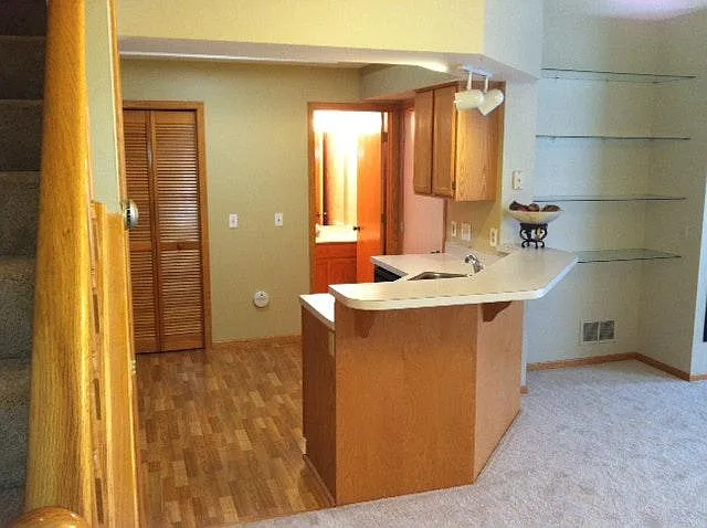 Beautiful granite has been installed since photos. Granite Breakfast Bar and Kitchen Counter tops..
