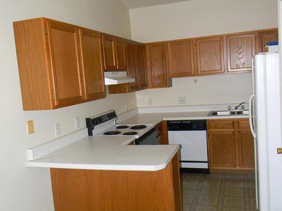 5th image of 10048 Greylock Way
