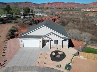 1449 S Sage Ct, Kanab, UT 84741