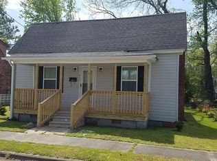 411 Cox Ave, Hertford, NC 27944