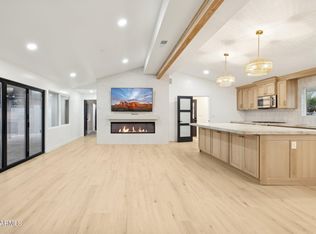 1216 W ROVEY Avenue, Phoenix, AZ 85013