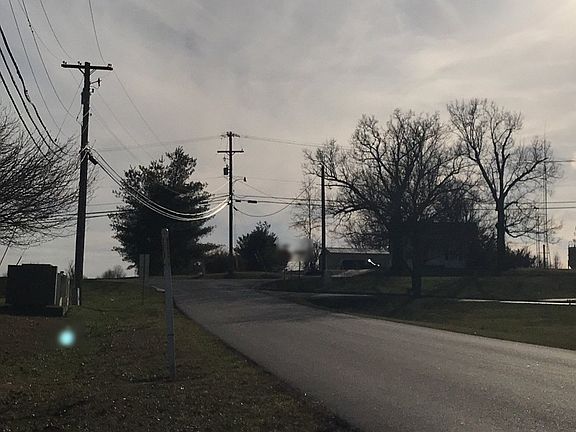 4th image of 113 Tiffany Ct