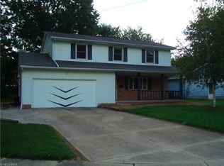 2510 Norman Dr, Stow, OH 44224