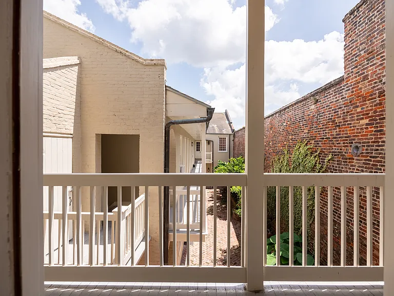 1018 Bienville St — Photo 34