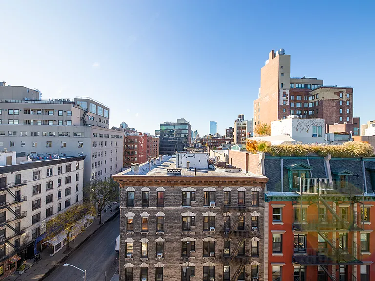 75 Kenmare St #4D — Photo 22