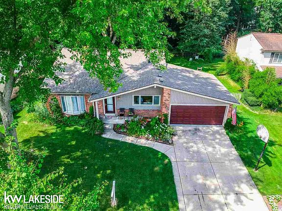 3rd image of 5909 Slate Dr