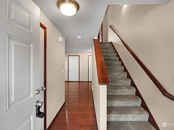 4th image of 14433 46th Drive NE