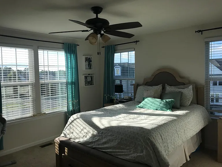 23181 Mountain Laurel Ln — Photo 4