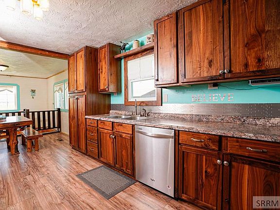 3rd image of 10088 N 35th W