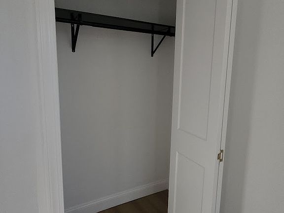 3rd image of 3124 Livingston St