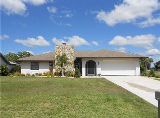 3733 Peace River Dr, Punta Gorda, FL 33983