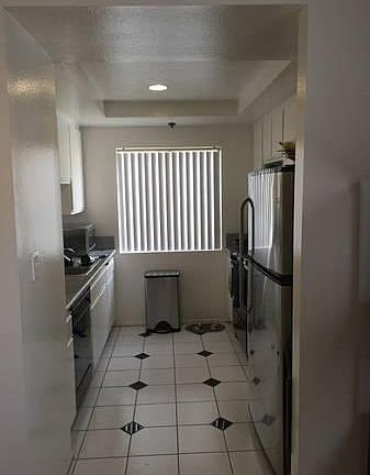 Kitchen (all appliances included)