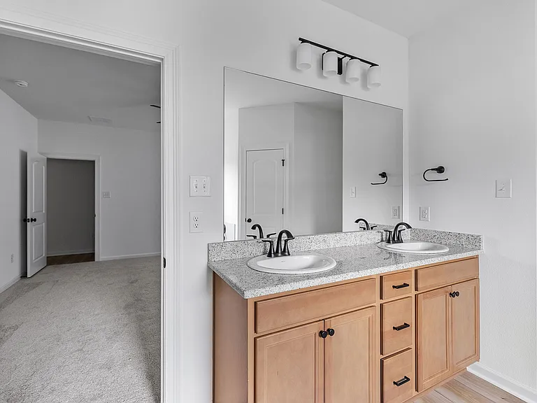 193 Southgate Dr — Photo 6