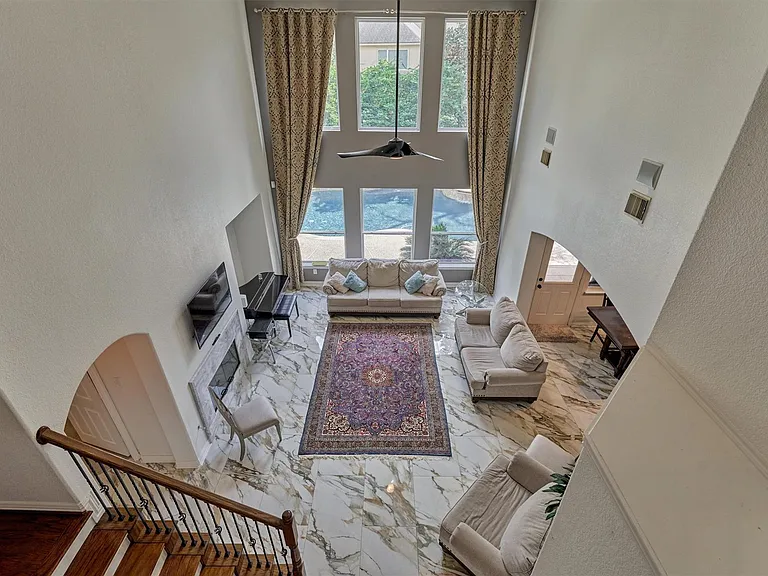 18 Wyckham Cir — Photo 26