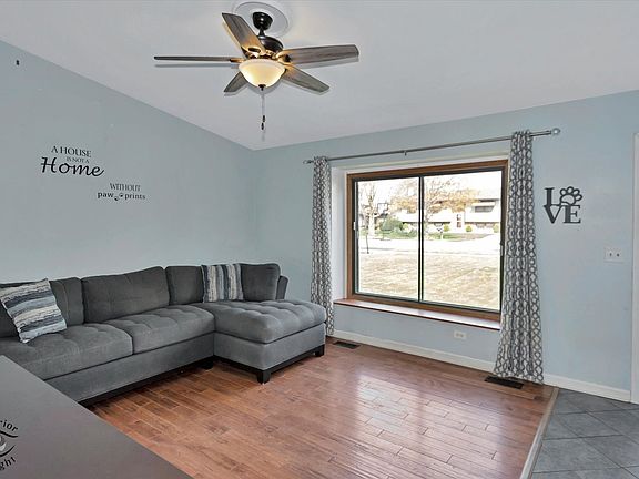 4th image of 2413 Kerry Winde Dr
