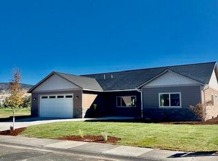 2901 Anchor Way, Klamath Falls, OR 97601
