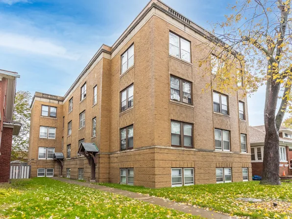 144 157th St #9, Calumet City, IL 60409