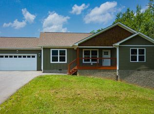 327 Thomas Loop Rd, Sevierville, TN 37876