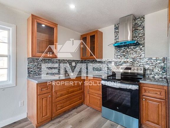 3rd image of 3652 Platt Ave #C