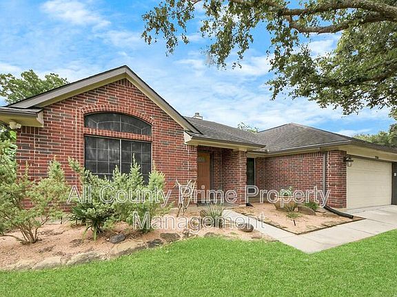 3rd image of 2706 Plantation Dr