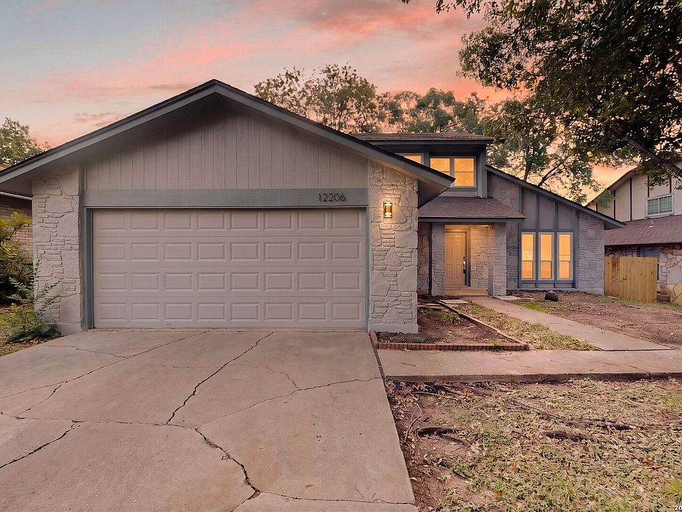 1st image of 12206 AUTUMN VISTA ST