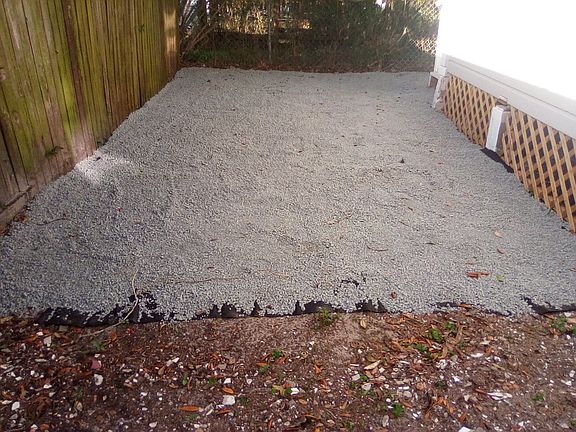 3rd image of 1204 E Osborne Ave