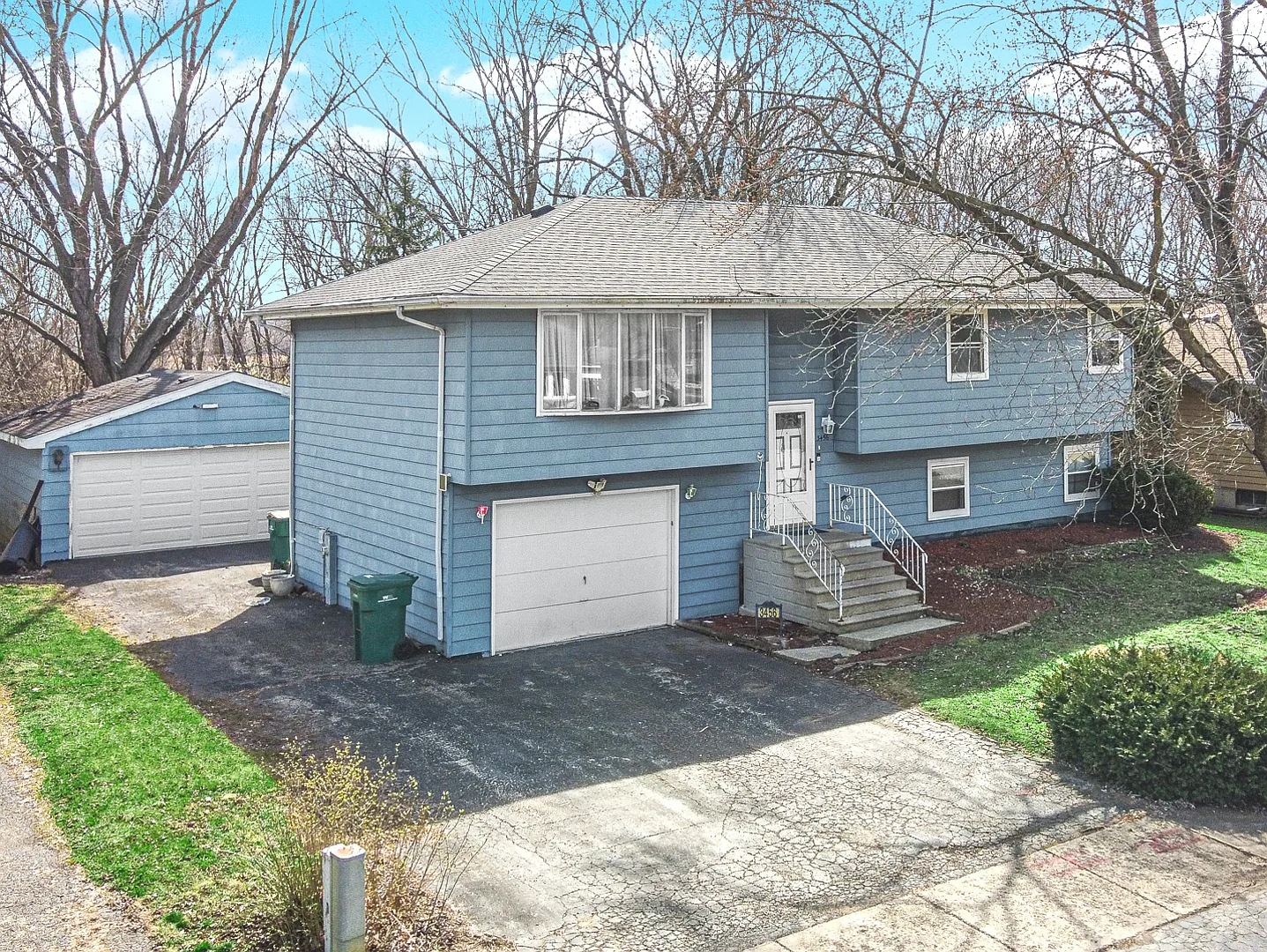 3456 Pandola Ave photo 1