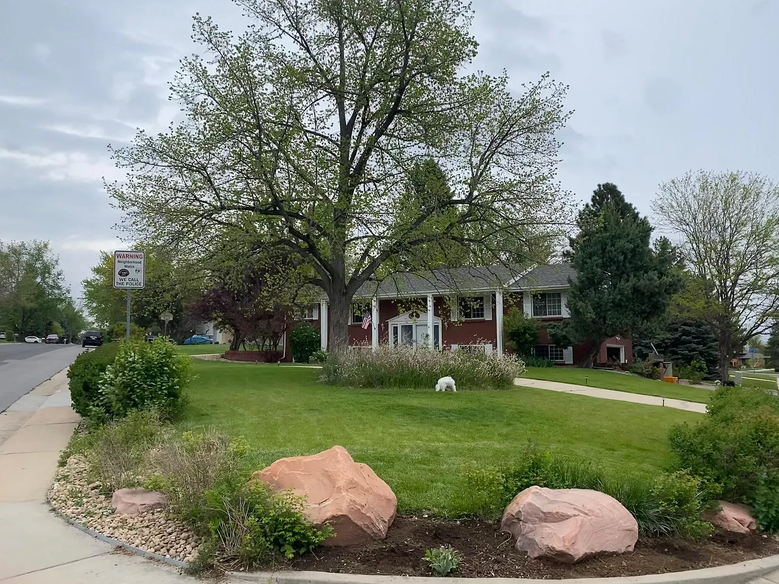 1100 Aspen St — Photo 2