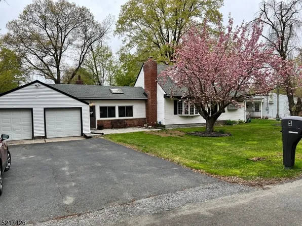 5 Maplewood Ln, Hardyston Twp., NJ 07460