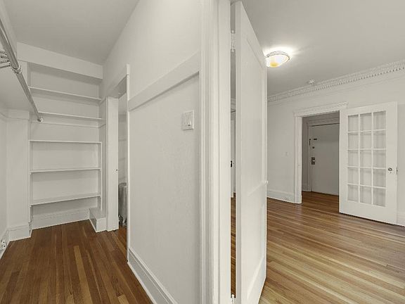 5th image of 540 Ofarrell St APT 501