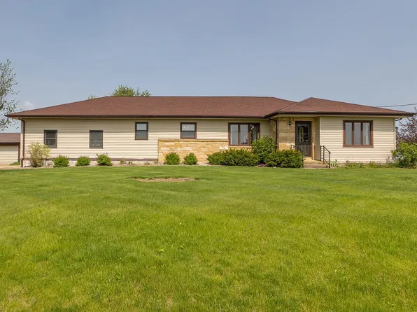 15430 Highway 23, Darlington, WI 53530