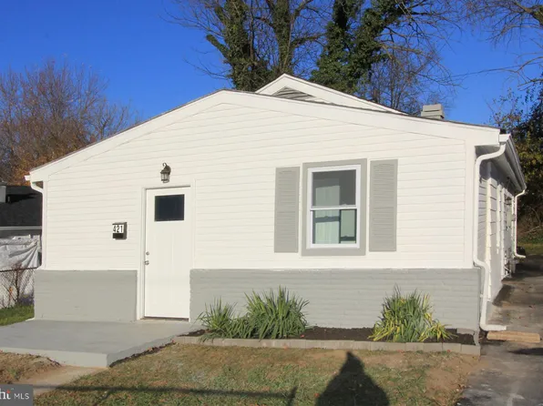 421 Robinson Dr, Wilmington, DE 19801