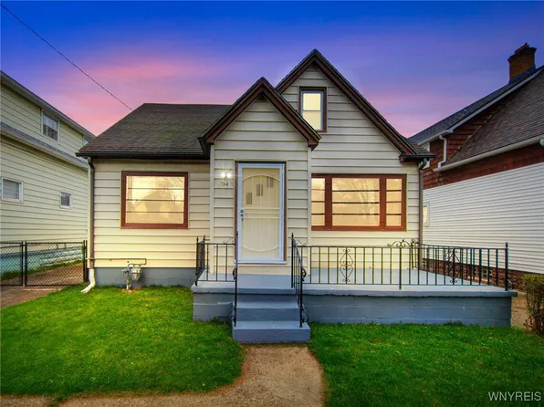 94 Ridge Park Ave, Buffalo, NY 14211