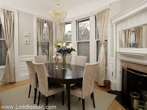 1st image of 224 Marlborough St #4