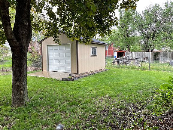 12x16 shed on concrete slab